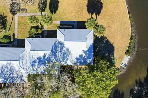 11372 W Bayshore Drive Crystal River FL 34429