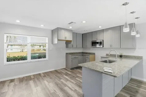 11372 W Bayshore Drive Crystal River FL 34429
