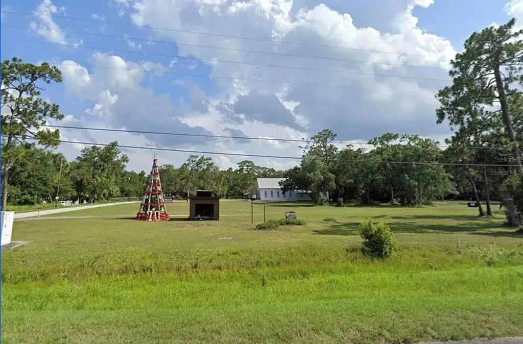 E Colonial Drive Christmas FL 32709