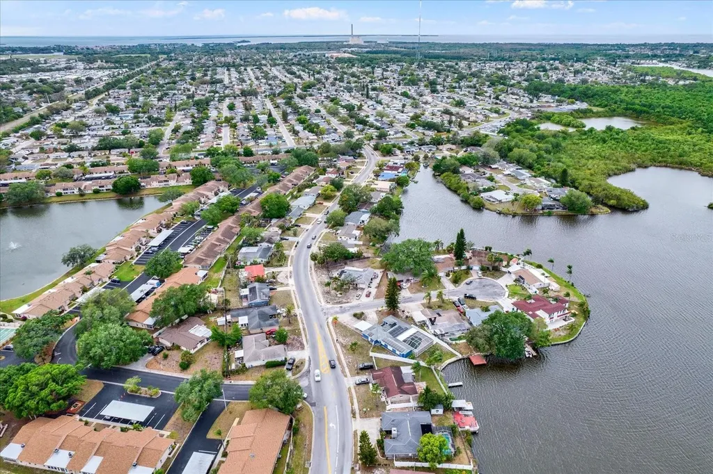 3931 Holiday Lake Drive Holiday FL 34691