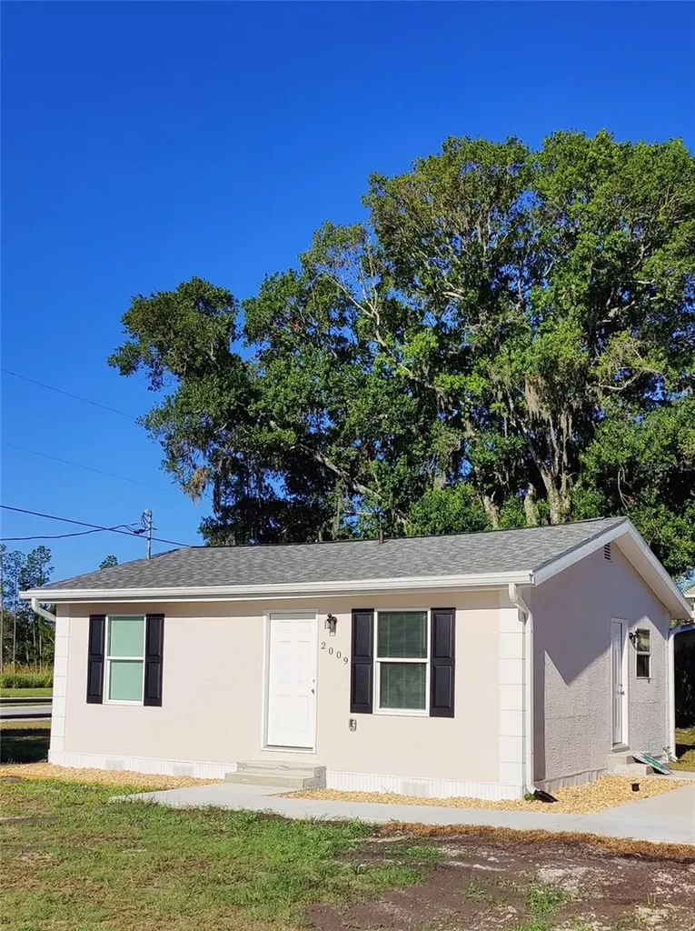 2009 Henley Road Lutz FL 33558