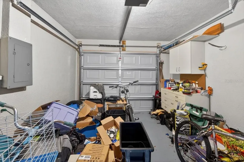 4033 Country Club Boulevard Cape Coral FL 33904