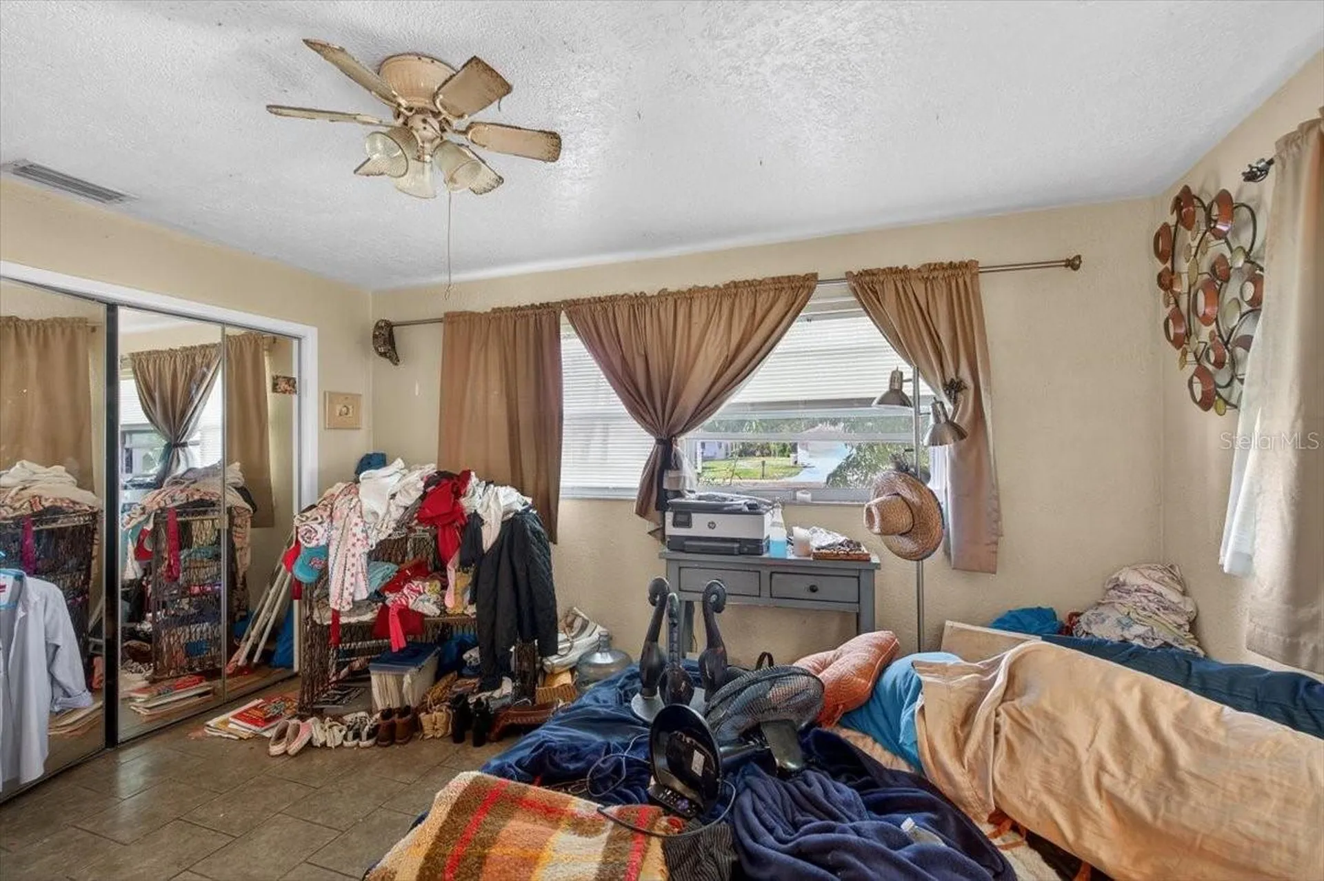 4033 Country Club Boulevard Cape Coral FL 33904