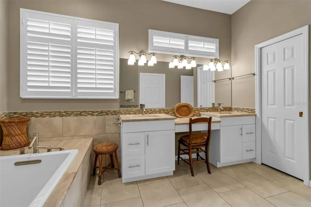 7192 Rue De Palisades Sarasota FL 34238