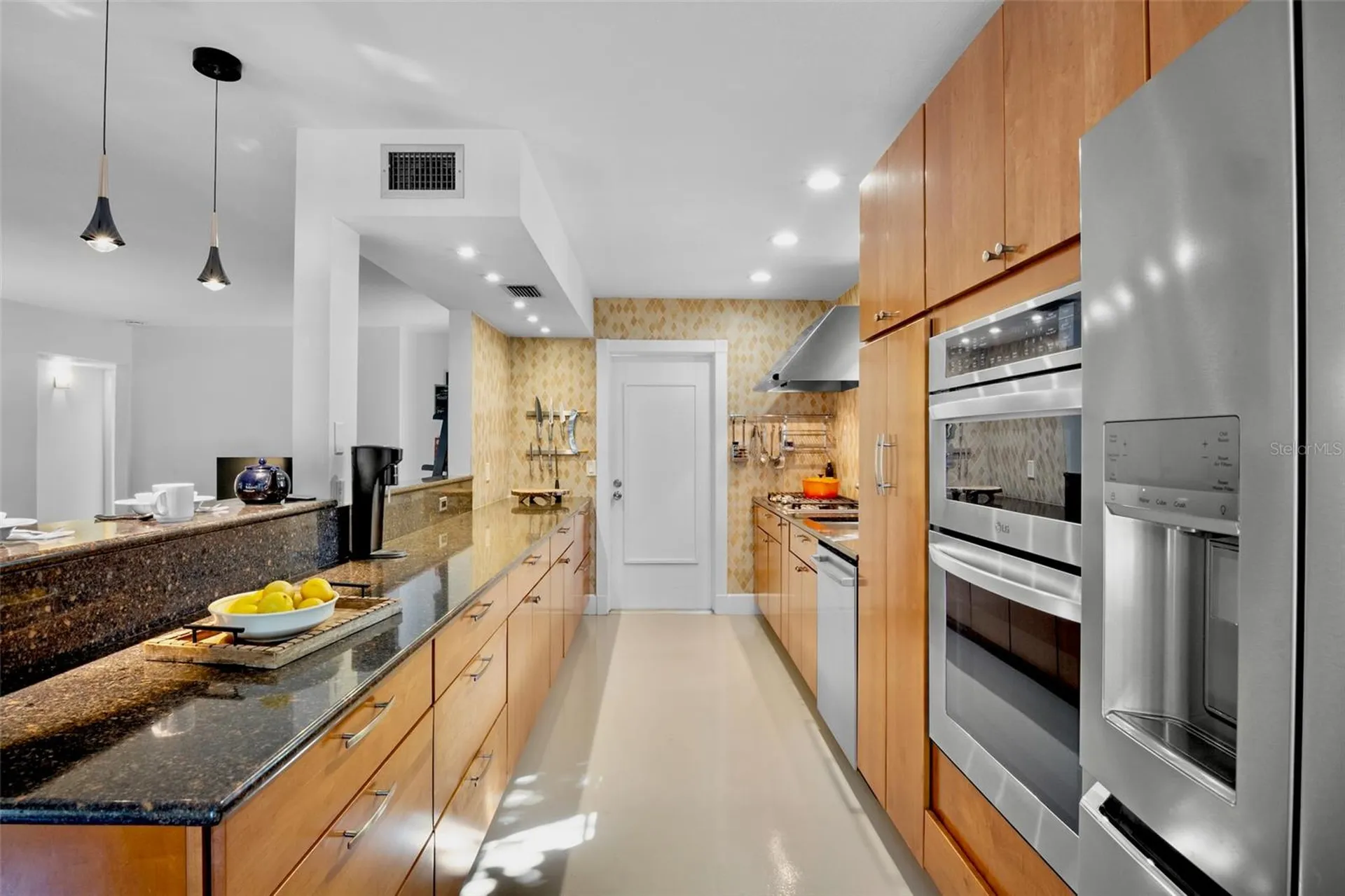 1516 Oak Street Sarasota FL 34236