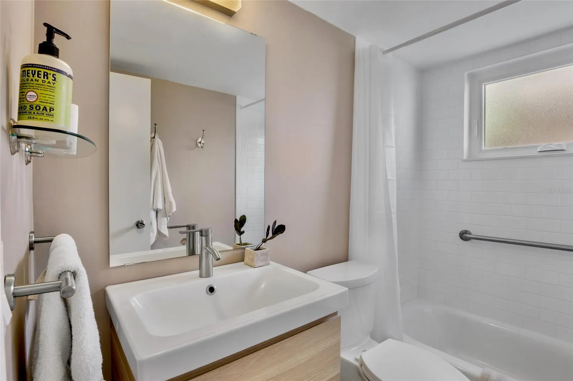1516 Oak Street Sarasota FL 34236