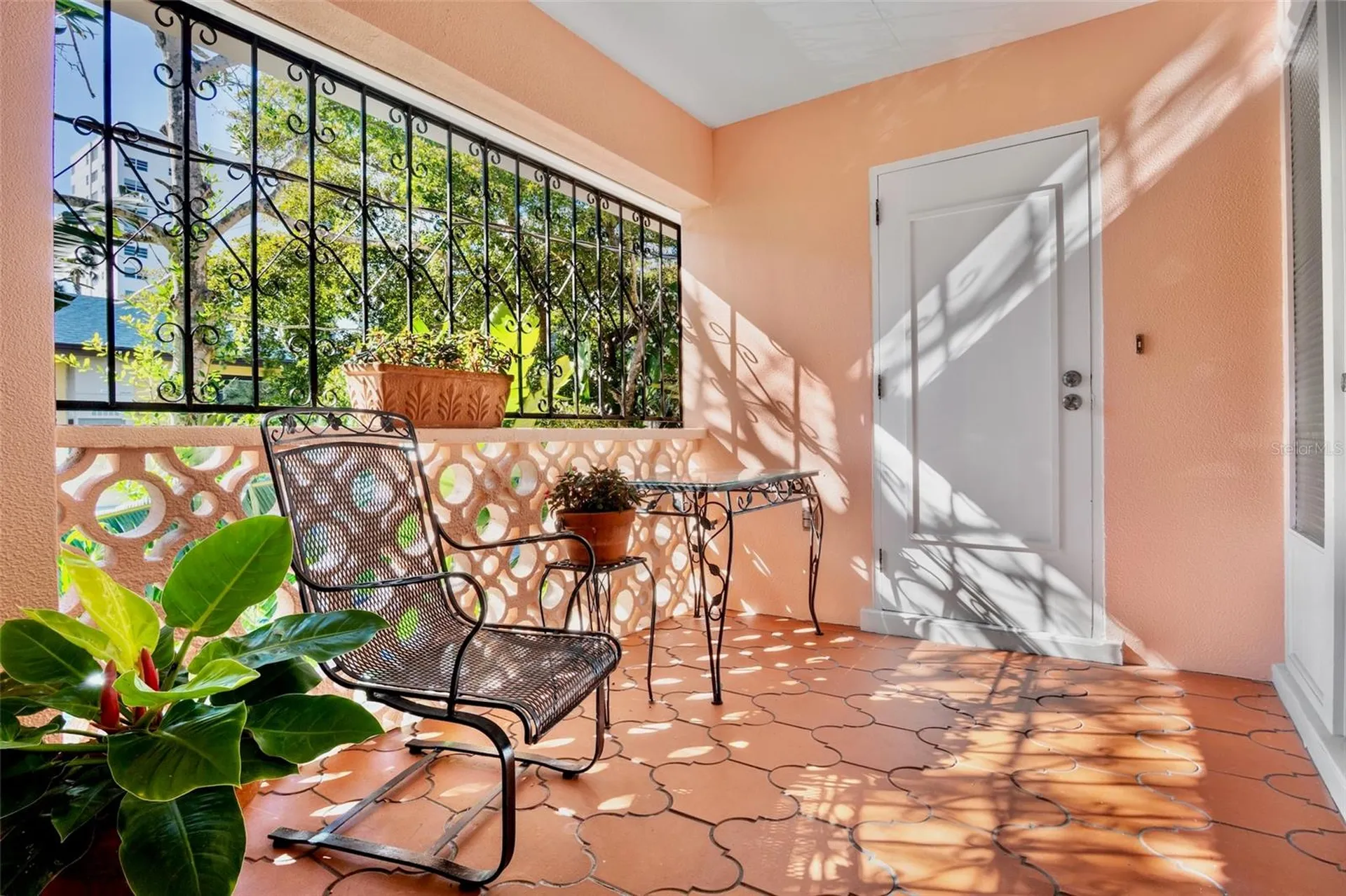 1516 Oak Street Sarasota FL 34236