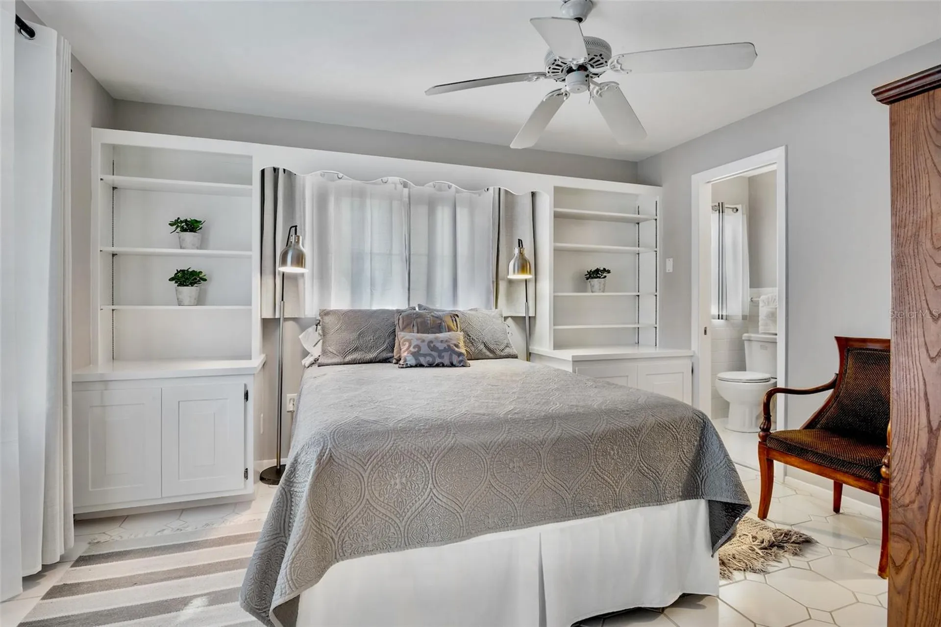 1516 Oak Street Sarasota FL 34236