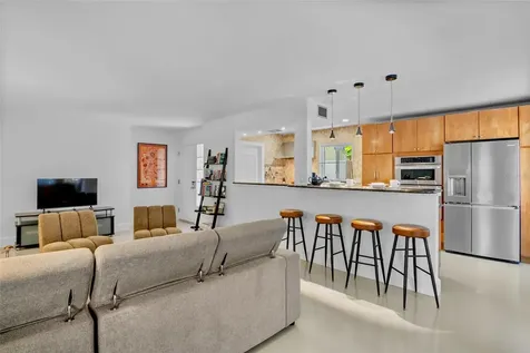 1516 Oak Street Sarasota FL 34236