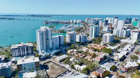 1516 Oak Street Sarasota FL 34236