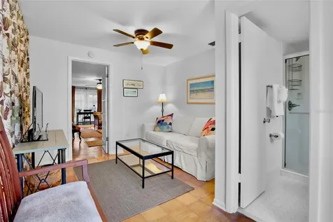 1516 Oak Street Sarasota FL 34236