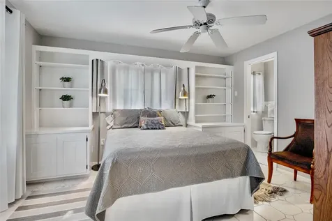 1516 Oak Street Sarasota FL 34236
