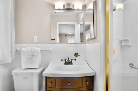 1516 Oak Street Sarasota FL 34236