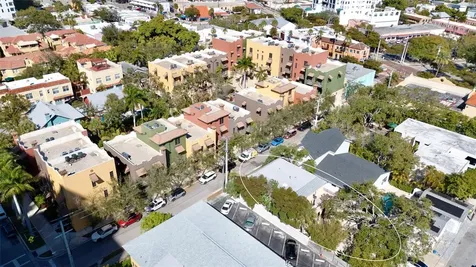 1516 Oak Street Sarasota FL 34236