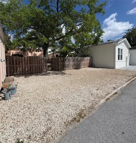 1516 Oak Street Sarasota FL 34236