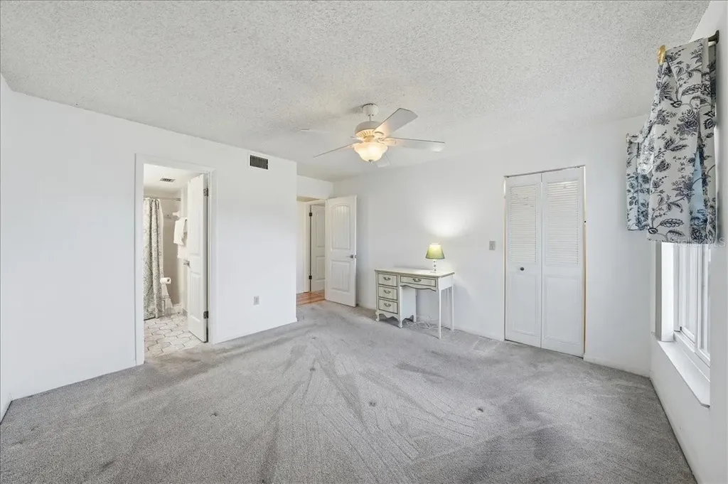 2666 Pine Ridge Way N Palm Harbor FL 34684