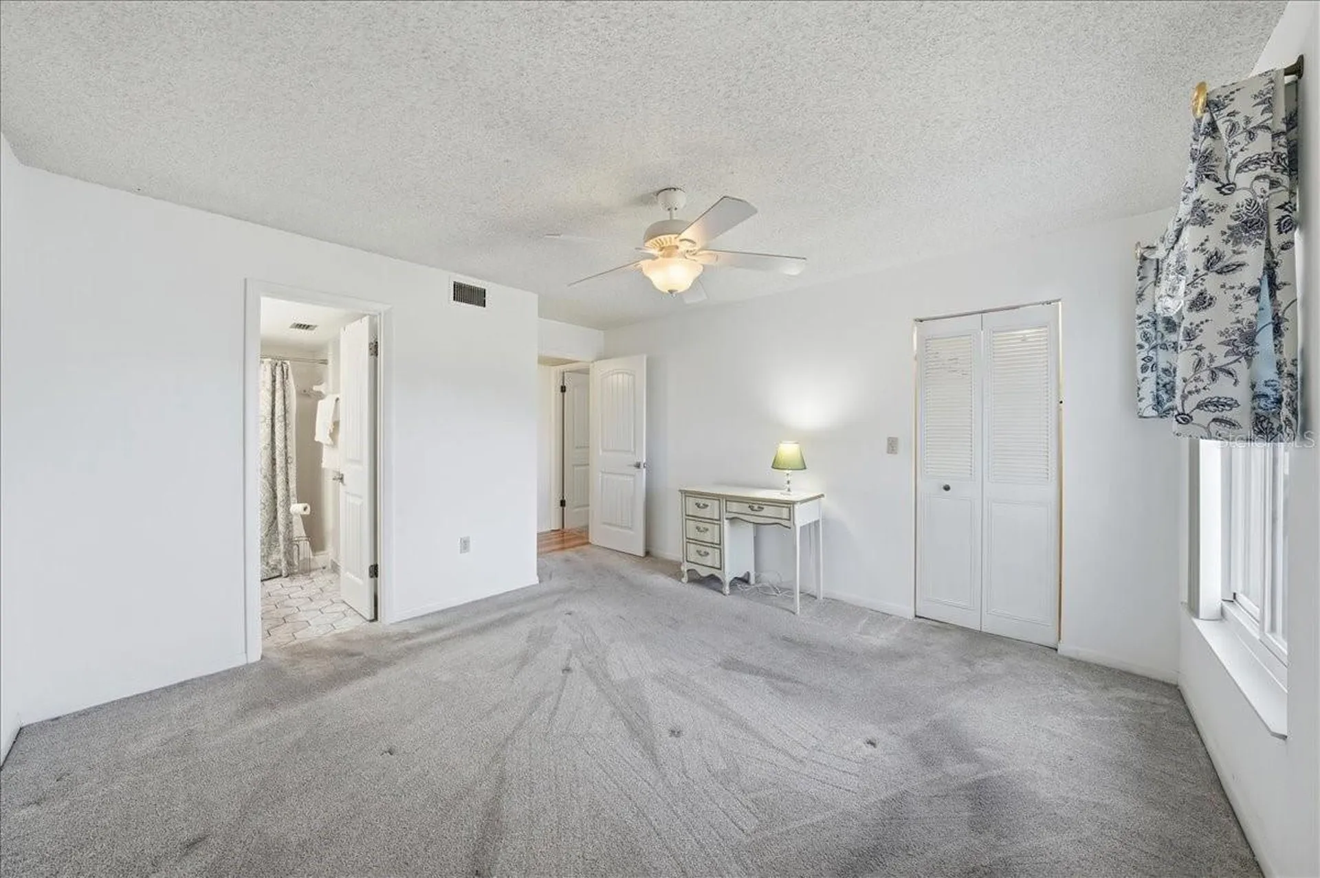 2666 Pine Ridge Way N Palm Harbor FL 34684