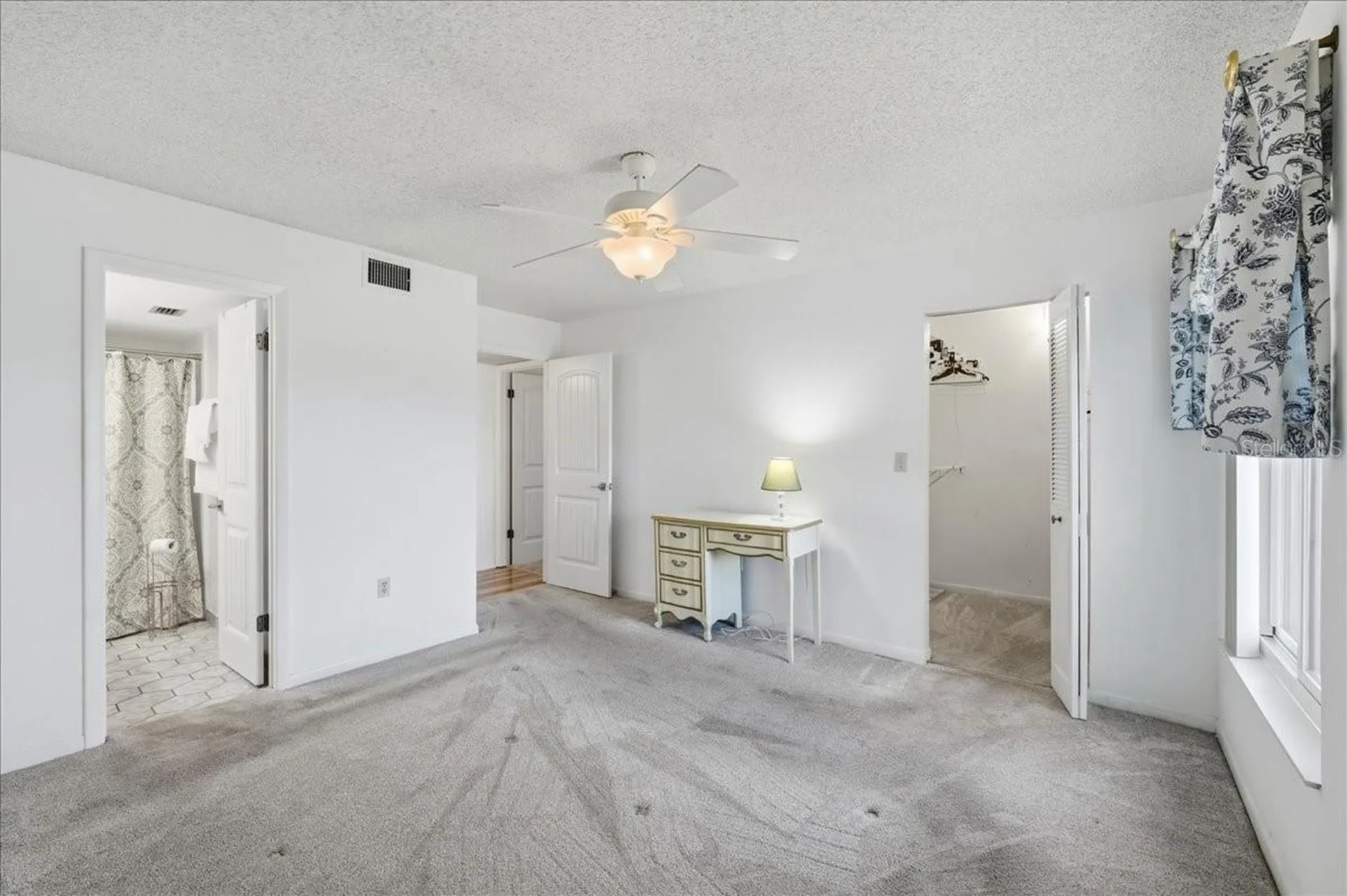 2666 Pine Ridge Way N Palm Harbor FL 34684