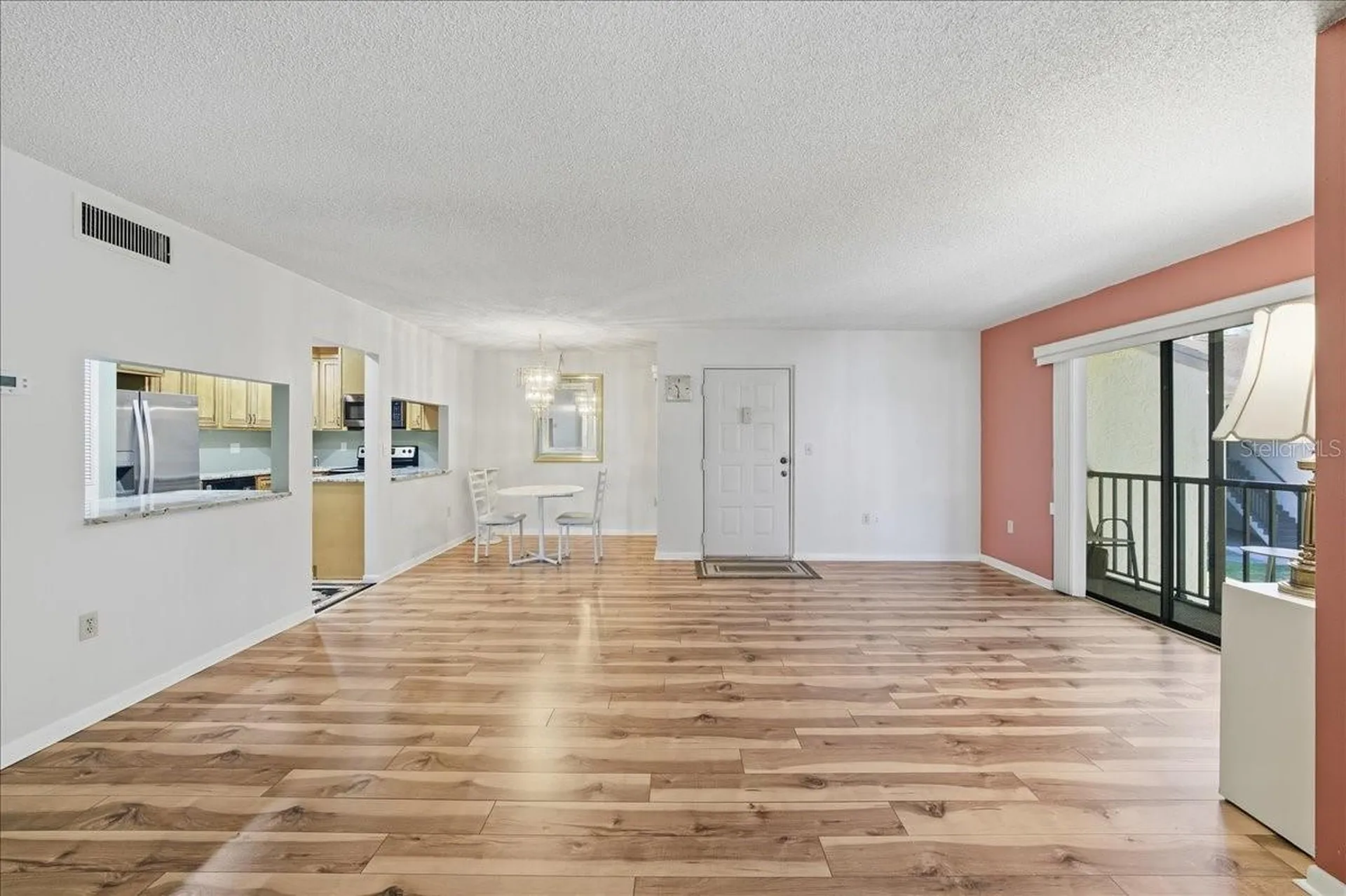 2666 Pine Ridge Way N Palm Harbor FL 34684