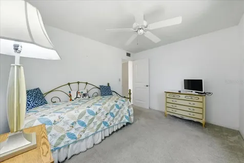 2666 Pine Ridge Way N Palm Harbor FL 34684