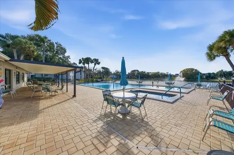 2666 Pine Ridge Way N Palm Harbor FL 34684