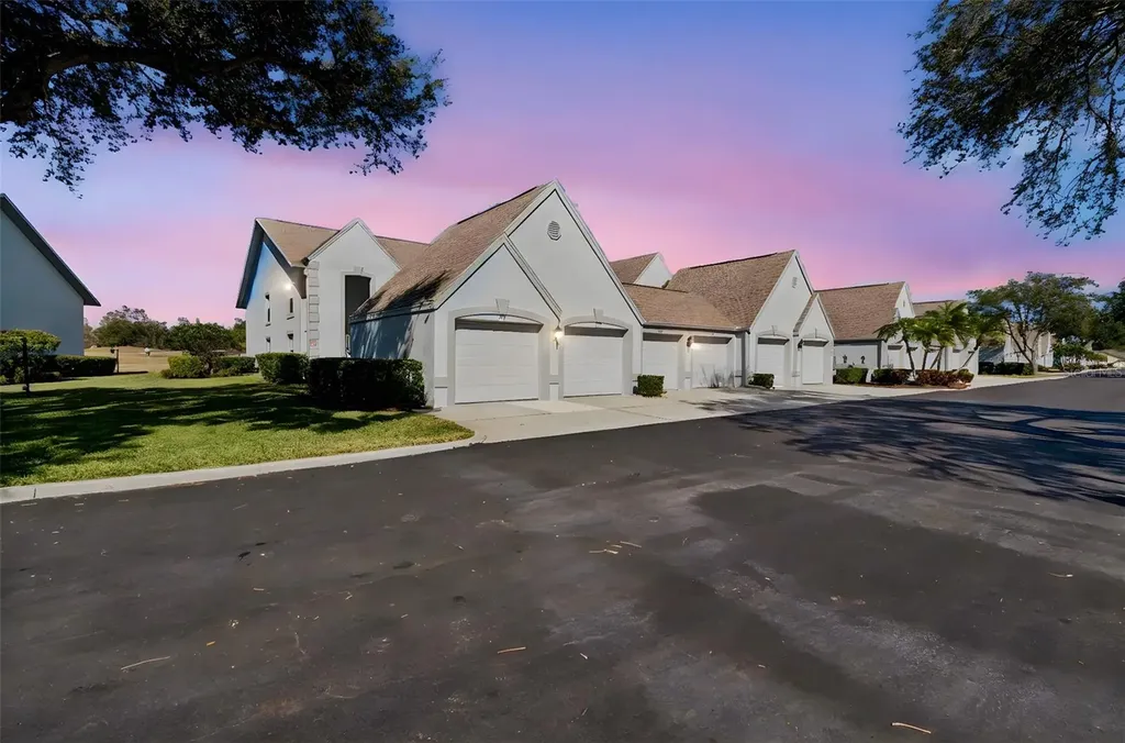6707 Stone River Road Bradenton FL 34203