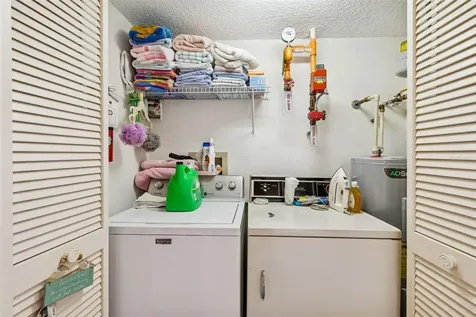 6707 Stone River Road Bradenton FL 34203