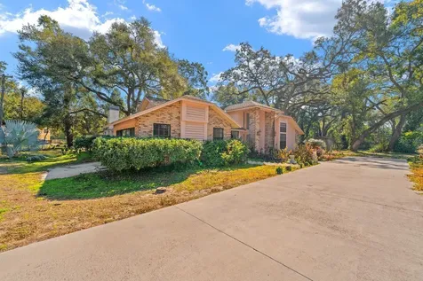 2501 E Diana Street Tampa FL 33610