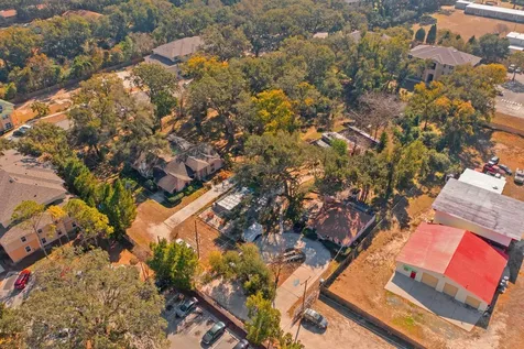 2501 E Diana Street Tampa FL 33610