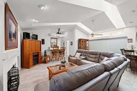 2501 E Diana Street Tampa FL 33610