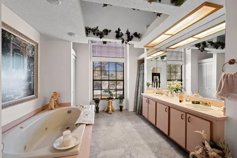 2501 E Diana Street Tampa FL 33610