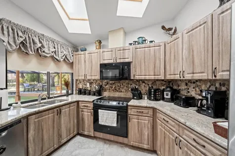 2501 E Diana Street Tampa FL 33610