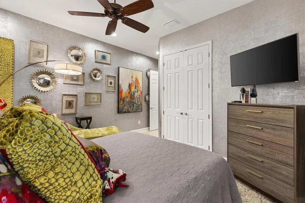 885 Iron Oak Way The Villages FL 32163