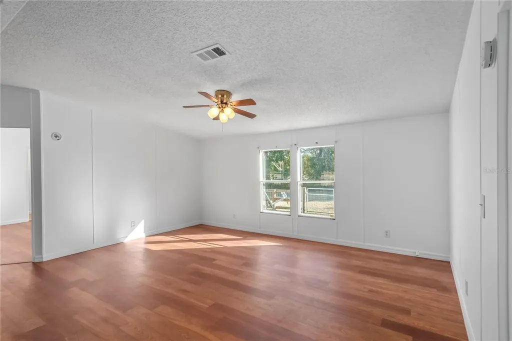 26707 NW 84th Place High Springs FL 32643