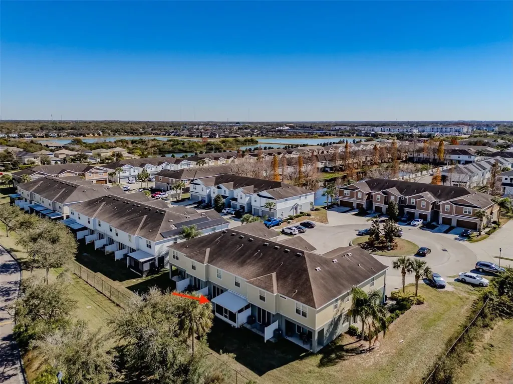 4734 White Sanderling Ct Court Tampa FL 33619