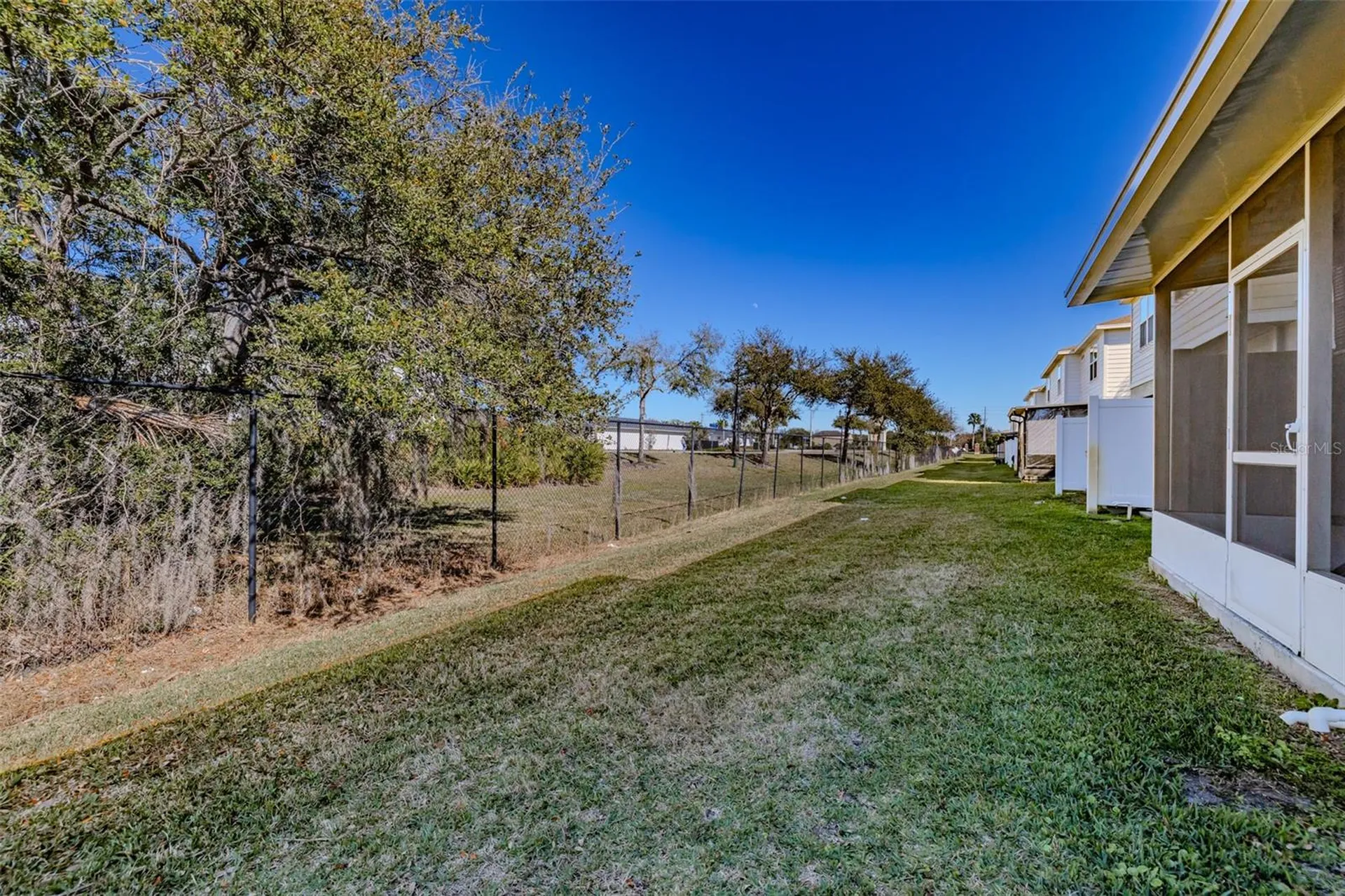 4734 White Sanderling Ct Court Tampa FL 33619