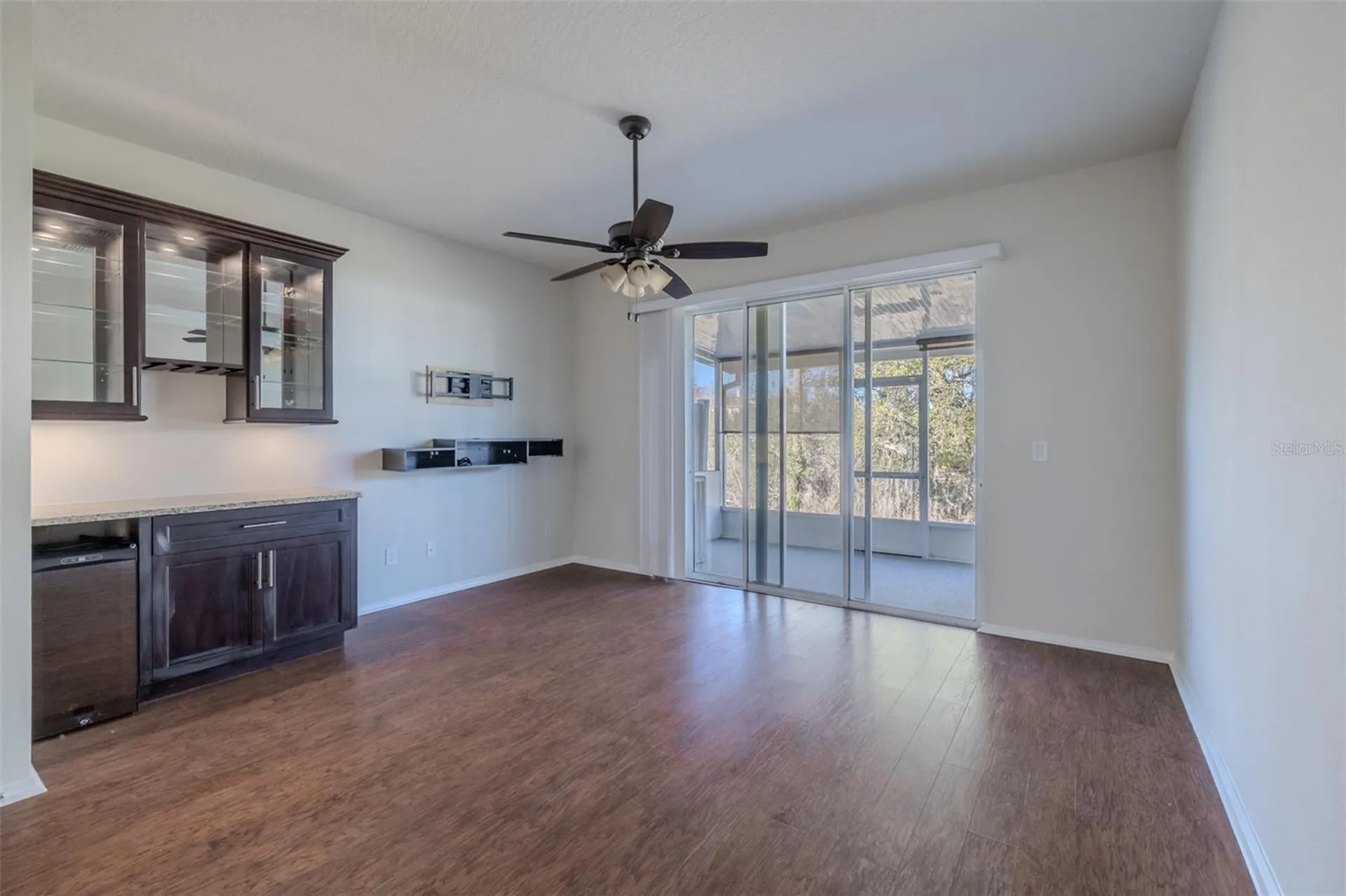 4734 White Sanderling Ct Court Tampa FL 33619