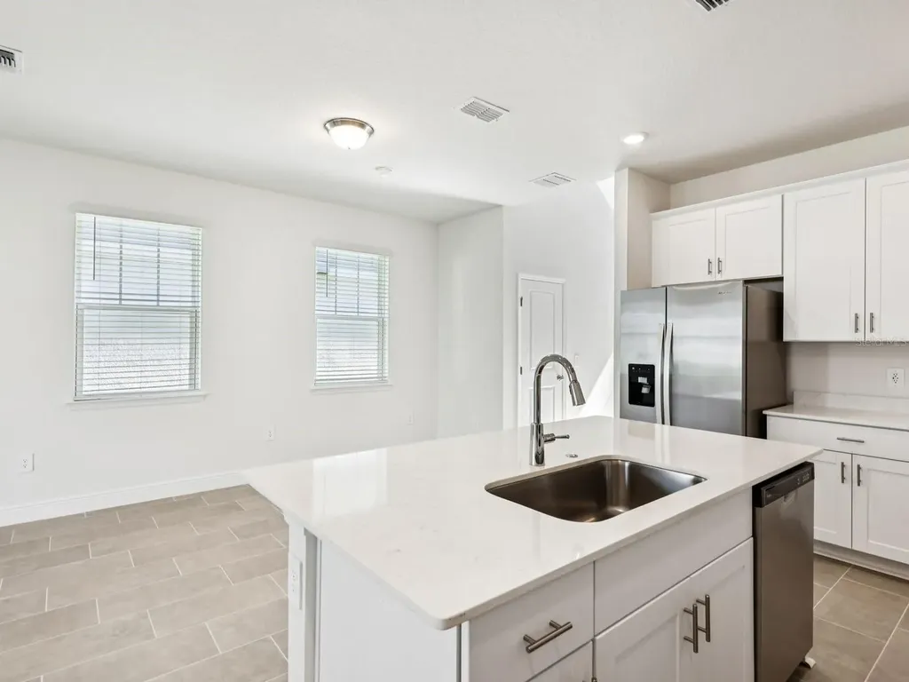 2273 Hen Minneola FL 34715