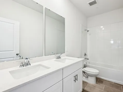 2273 Hen Minneola FL 34715