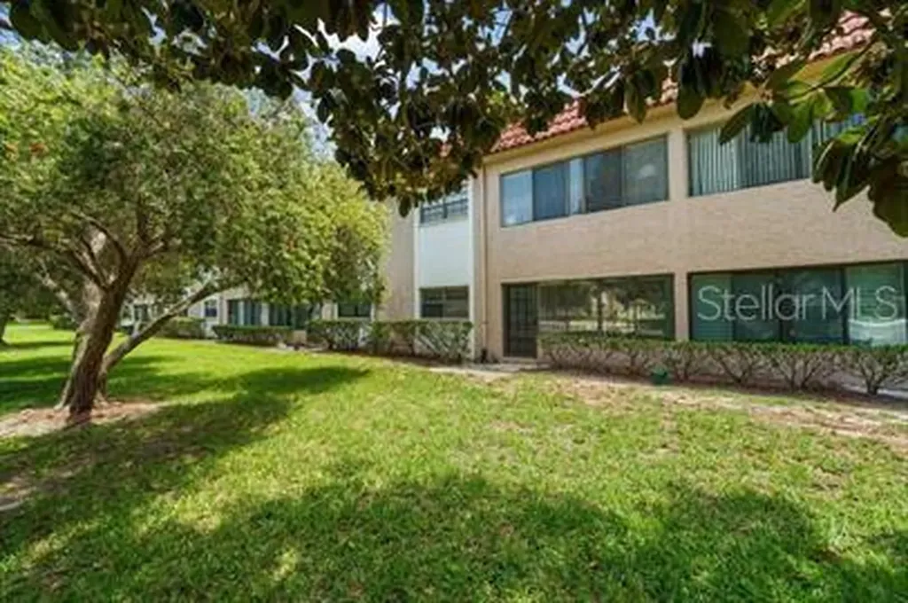 1750 Belleair Forest Drive Belleair FL 33756