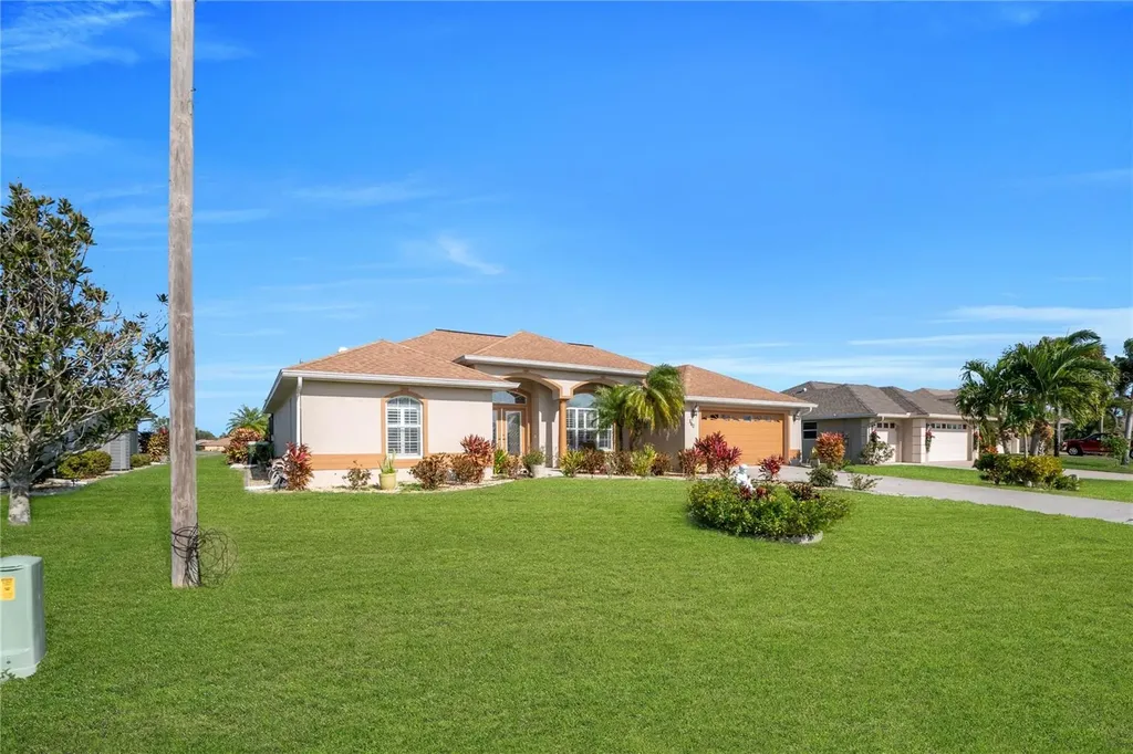 240 White Marsh Lane Rotonda West FL 33947