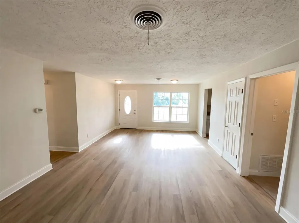7618 Brockbank Drive Orlando FL 32809