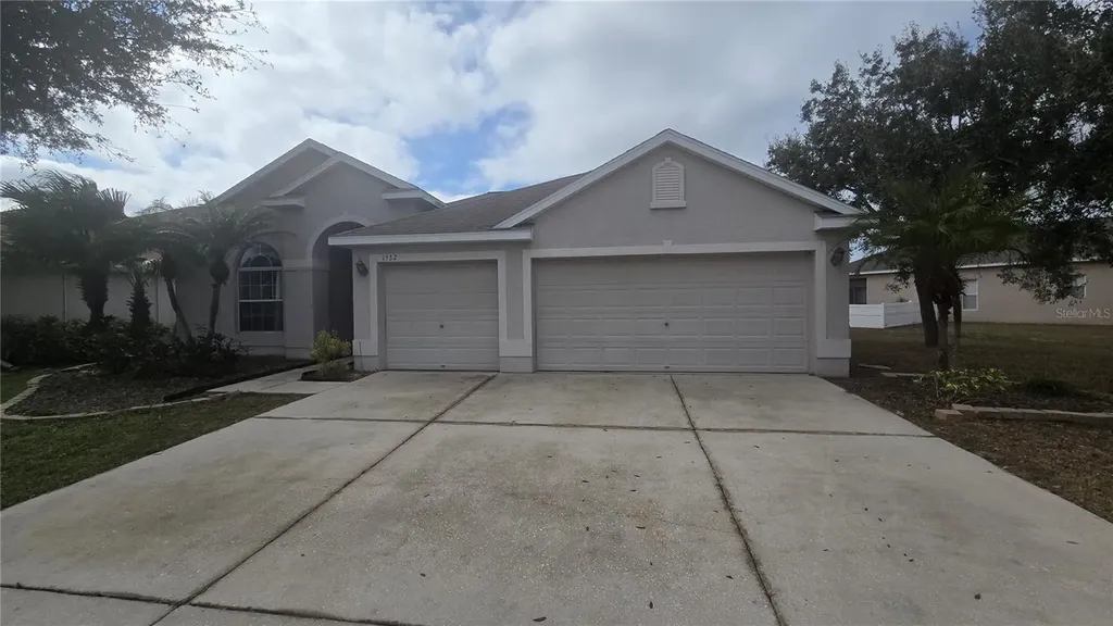 1532 Bonita Bluff Court Ruskin FL 33570