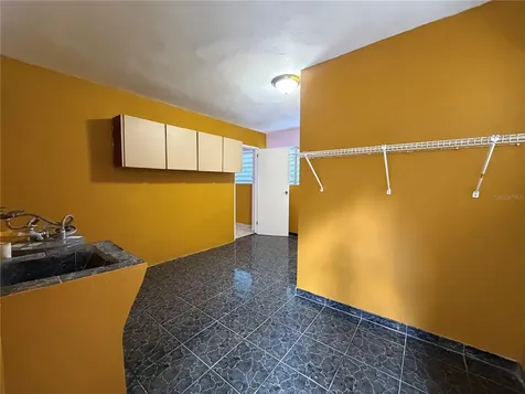 Km 4.9 Pr 175 Caguas PR 00725