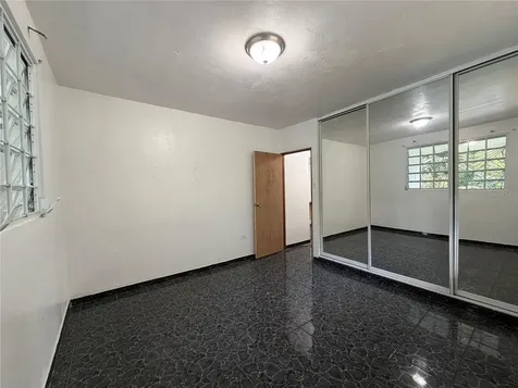 Km 4.9 Pr 175 Caguas PR 00725