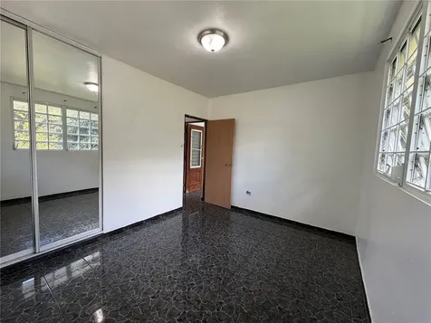 Km 4.9 Pr 175 Caguas PR 00725