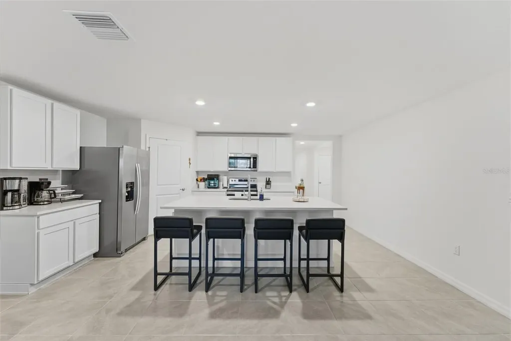 3223 Evenmore Way Wildwood FL 34785