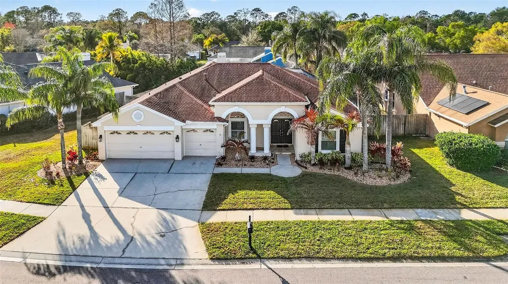 9608 Woodbay Drive Tampa FL 33626