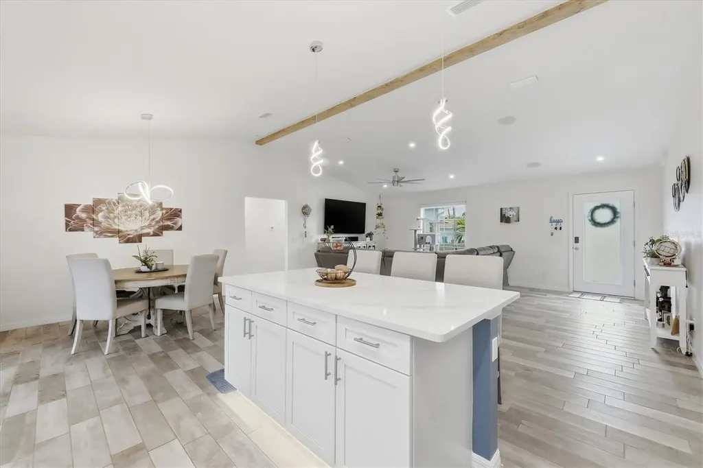10300 Sandrift Avenue Englewood FL 34224