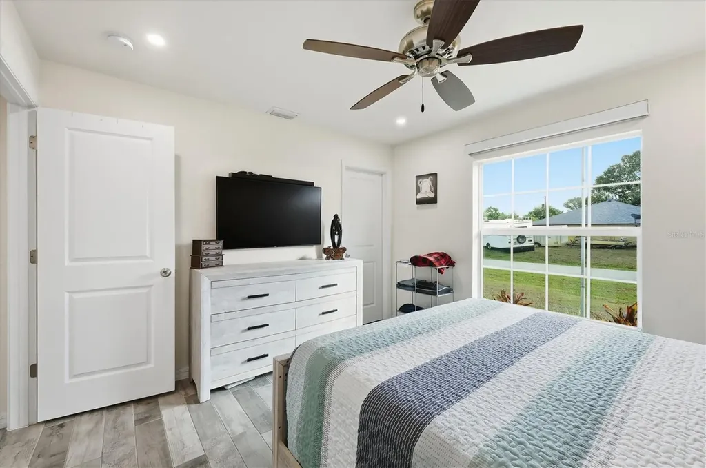 10300 Sandrift Avenue Englewood FL 34224